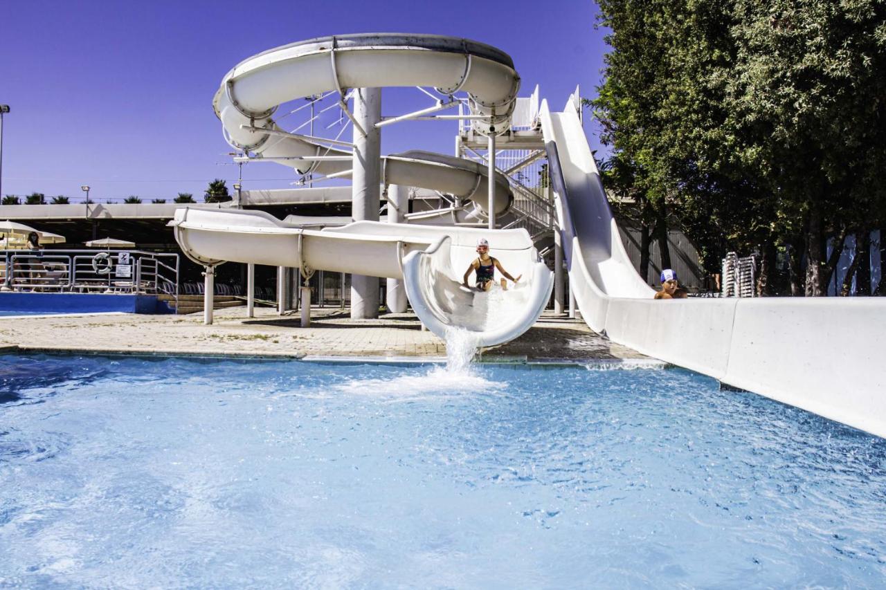 Villaggio Lido D'Abruzzo Roseto Degli Abruzzi Exterior photo